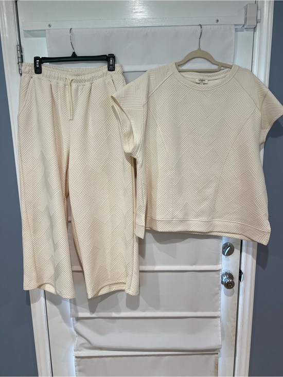 Umgee Tops - Umgee Ivory Quilted Short-Sleeve Set w/ top and pants